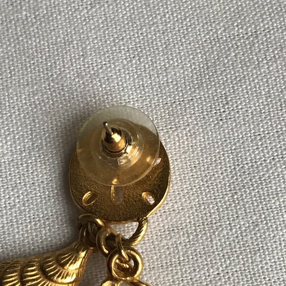 Seashore Scatter Pin w/Dangling Seahorse, Starfish, Sand Dollar & Mussel Charms - Picture 8 of 9